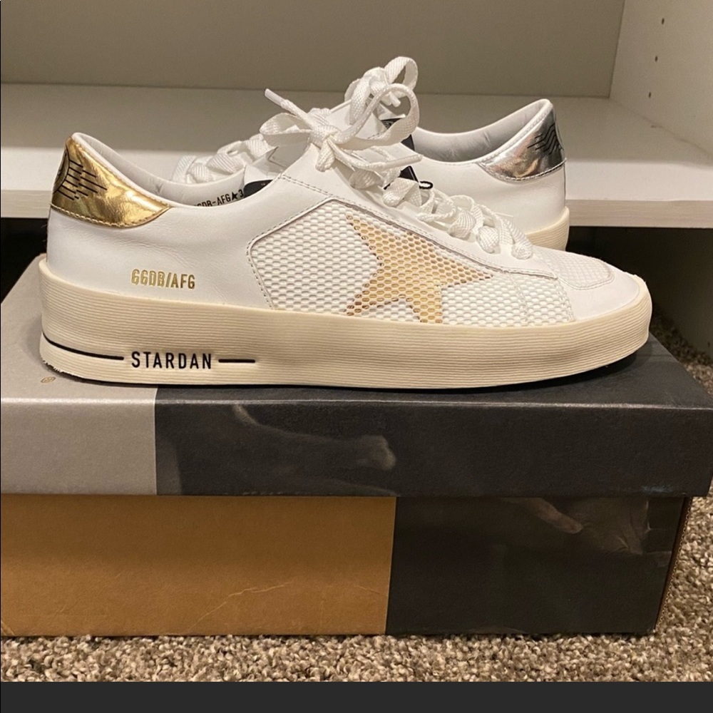 Golden Goose Size 38